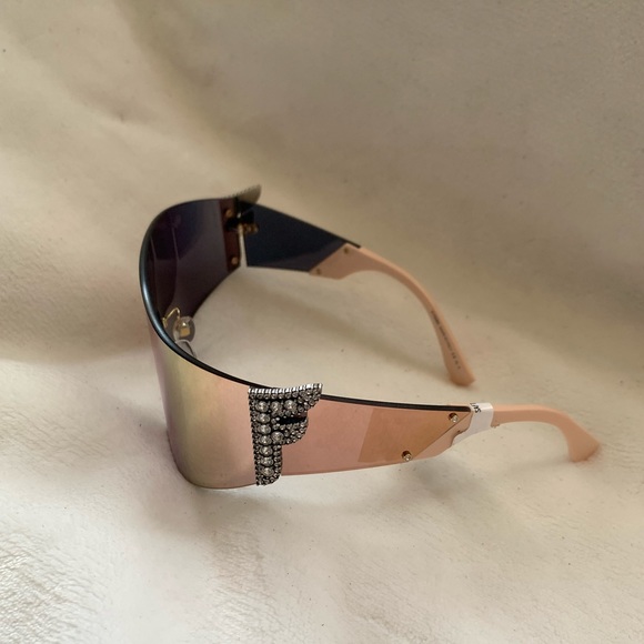 Fendi Freedom sunglasses main image 7